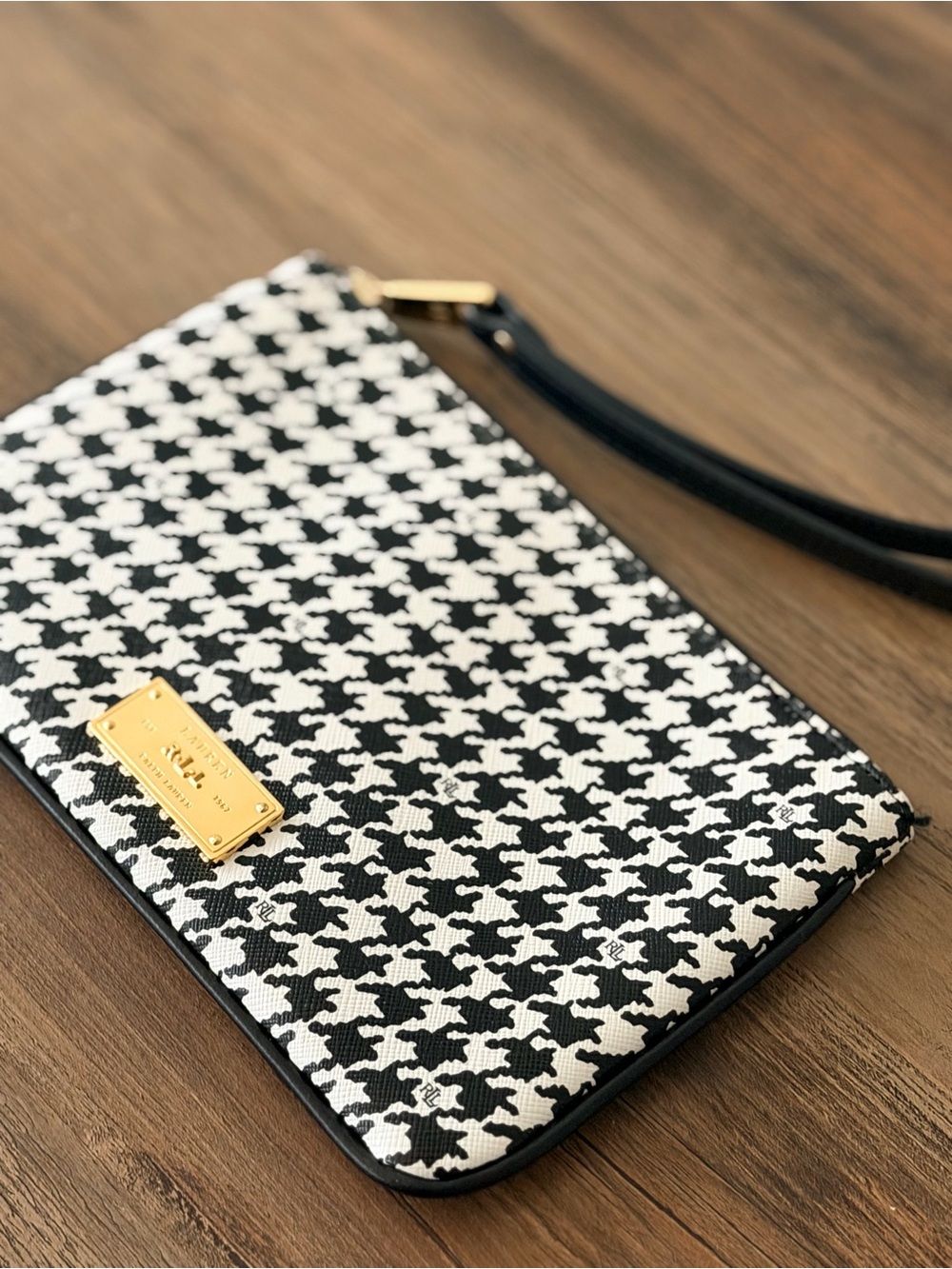 Ralph Lauren Wristlet Wallet in Black White Houndstooth (8x5) Excellent/Like New